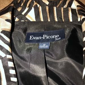 Evan-Picone suite